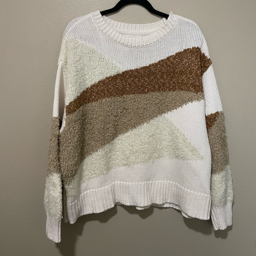 ✨LOU & GREY✨ Neutral Sweater
